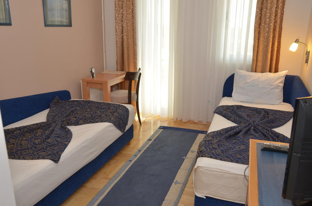Hotel Dragovic Смедерево Номер фото