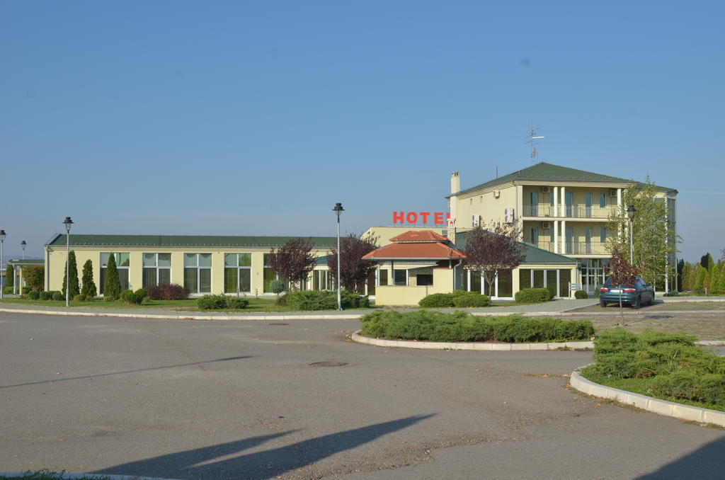 Hotel Dragovic Смедерево Экстерьер фото