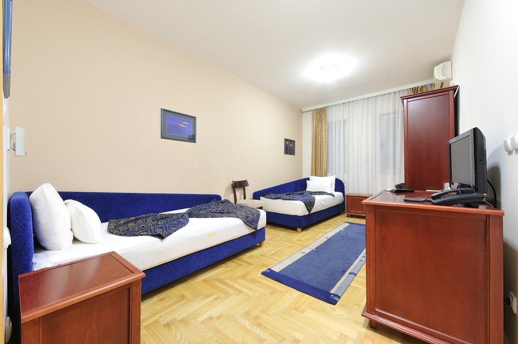Hotel Dragovic Смедерево Экстерьер фото
