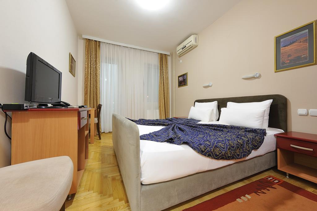 Hotel Dragovic Смедерево Экстерьер фото