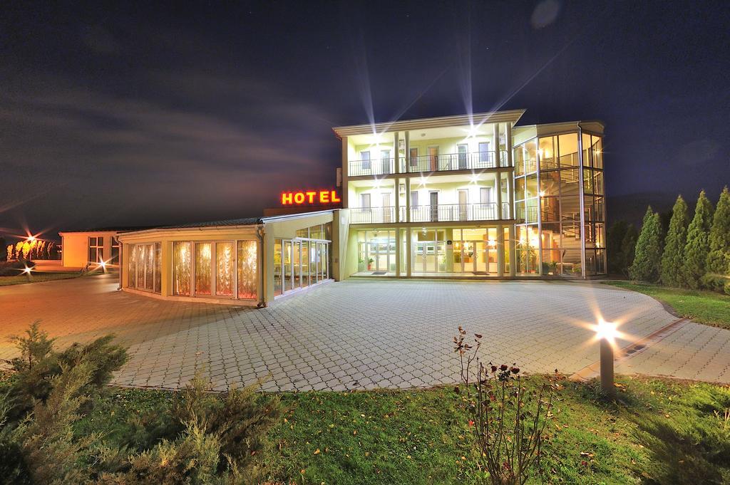 Hotel Dragovic Смедерево Экстерьер фото